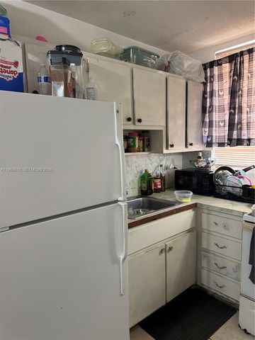 13655 NE 10th Avenue 208, North Miami, FL 33161