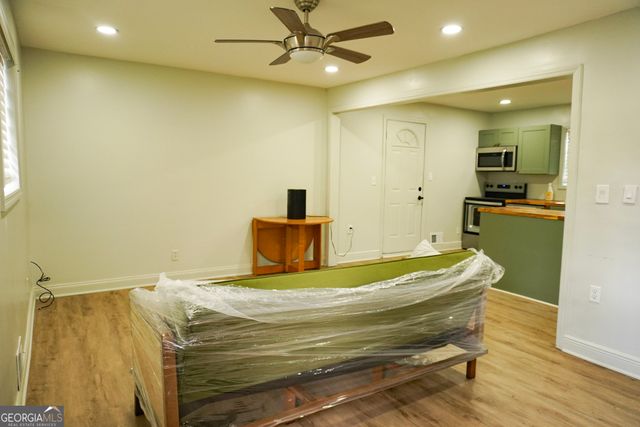 1875 Dunlap Avenue, East Point, GA 30344