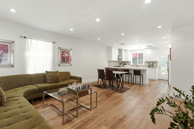 3753 Pontiac, Glendale, CA 91214