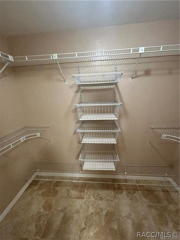 515 E Falconry Court, Hernando, FL 34442
