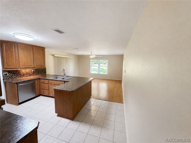 515 E Falconry Court, Hernando, FL 34442