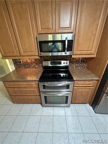515 E Falconry Court, Hernando, FL 34442