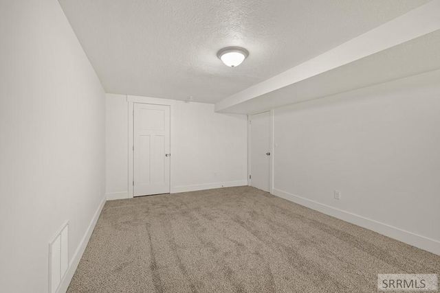 252 W 1st S, Rexburg, ID 83440