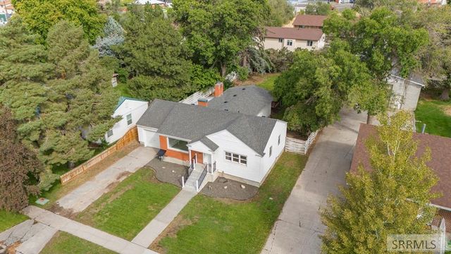 252 W 1st S, Rexburg, ID 83440