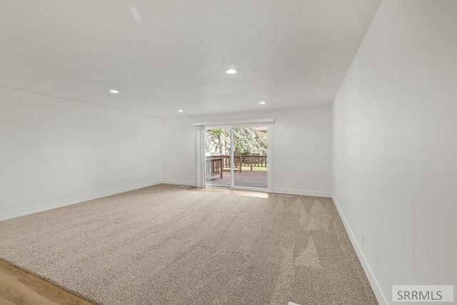 252 W 1st S, Rexburg, ID 83440