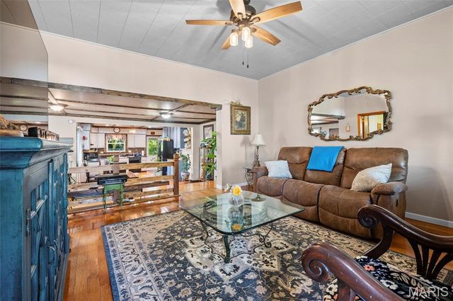 508 KNEEDLER, Collinsville, IL 62234