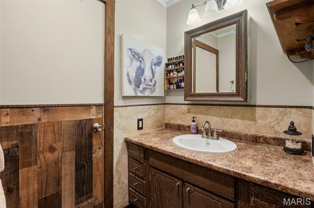 508 KNEEDLER, Collinsville, IL 62234