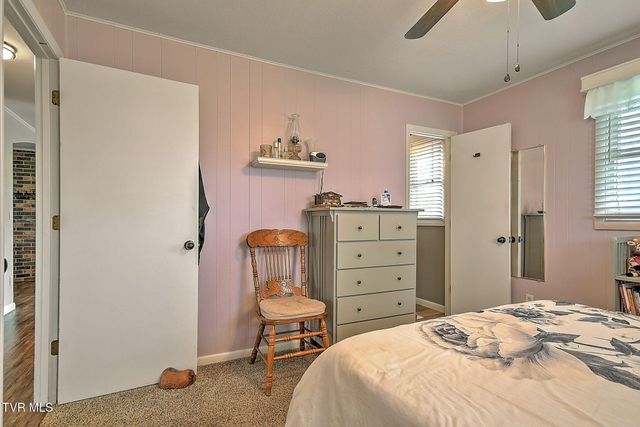 244 Sunrise Drive, Elizabethton, TN 37643