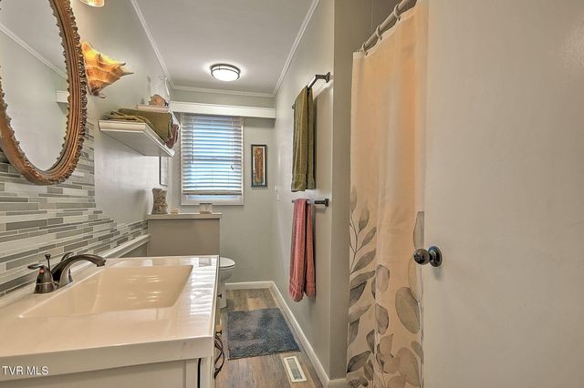 244 Sunrise Drive, Elizabethton, TN 37643