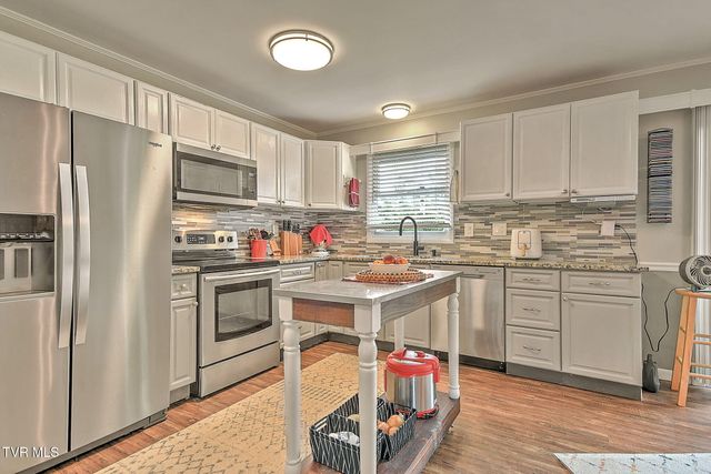 244 Sunrise Drive, Elizabethton, TN 37643