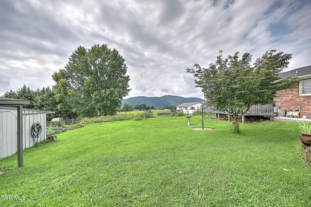 244 Sunrise Drive, Elizabethton, TN 37643