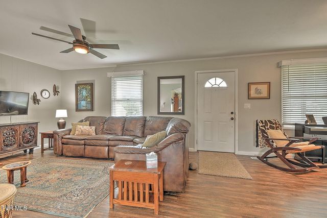 244 Sunrise Drive, Elizabethton, TN 37643