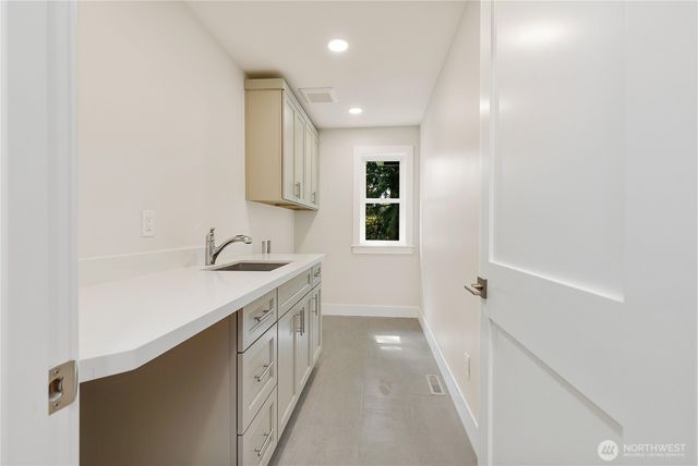 15518 56th Avenue W, Edmonds, WA 98026