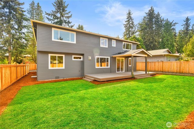 15518 56th Avenue W, Edmonds, WA 98026