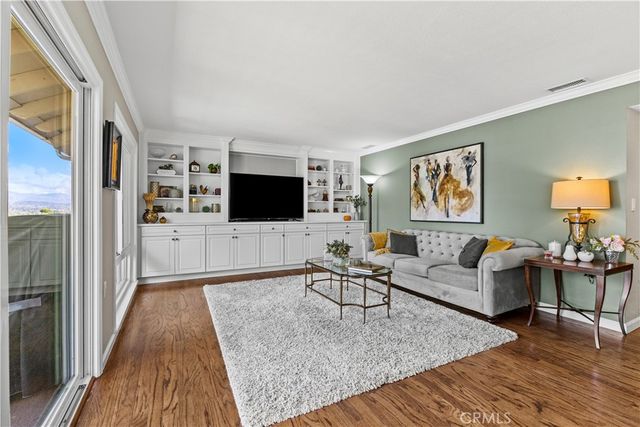 3112 Via Serena S O, Laguna Woods, CA 92637