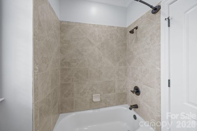 141 Winding Creek Drive, Troutman, NC 28166