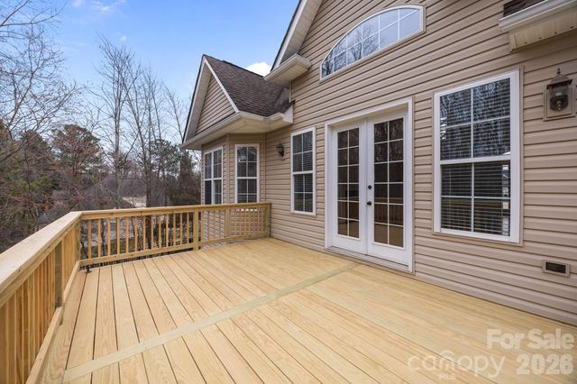 141 Winding Creek Drive, Troutman, NC 28166