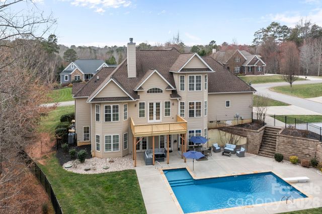 141 Winding Creek Drive, Troutman, NC 28166