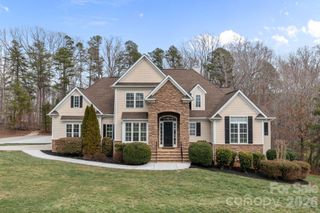 141 Winding Creek Drive, Troutman, NC 28166