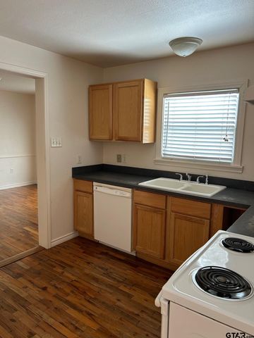 109 LAIRD LANE, Athens, TX 75751