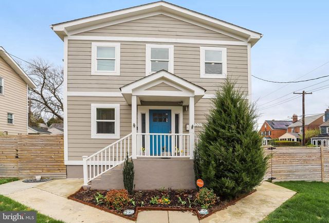 2201 TAYLOR ST NE, Washington, DC 20018