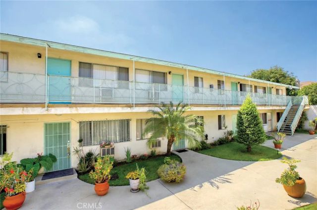 2821 Randolph Street, Huntington Park, CA 90255