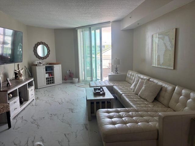 401 SW 4th Avenue 700, Fort Lauderdale, FL 33315