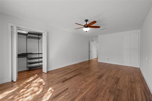 4702 Bayou Vista Drive, Houston, TX 77091