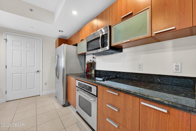 231 Riverside Dr Unit 1107, Holly Hill, FL 32117