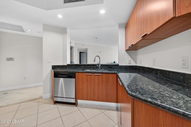 231 Riverside Dr Unit 1107, Holly Hill, FL 32117