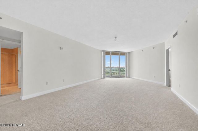 231 Riverside Dr Unit 1107, Holly Hill, FL 32117