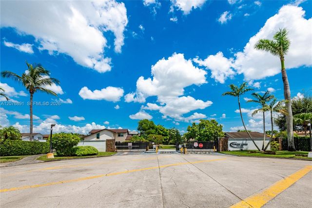 928 NW 106th Ave Circle, Miami, FL 33172