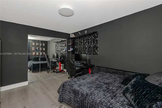 928 NW 106th Ave Circle, Miami, FL 33172