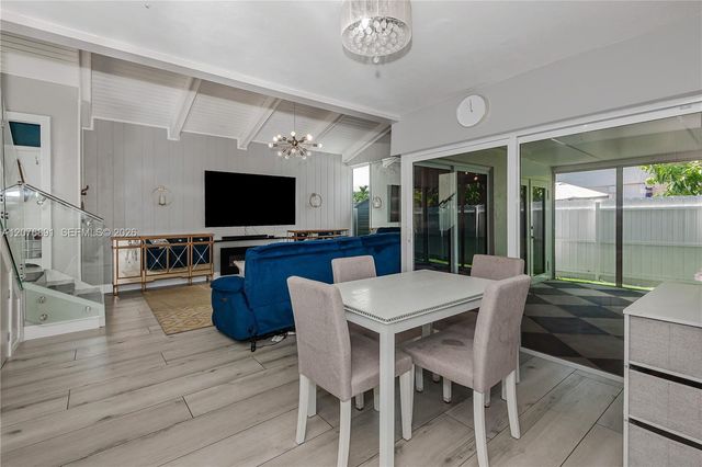 928 NW 106th Ave Circle, Miami, FL 33172