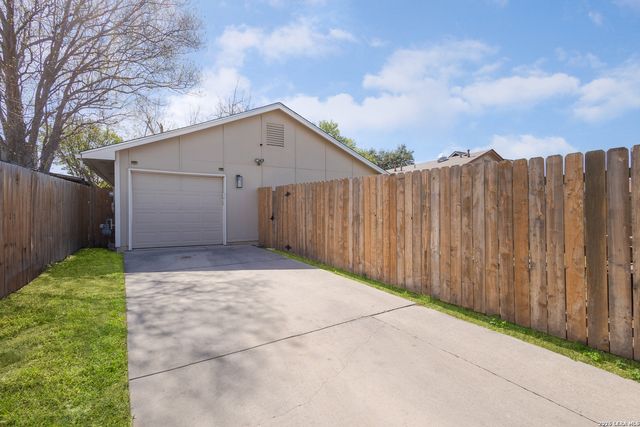 7430 Weybridge, San Antonio, TX 78250