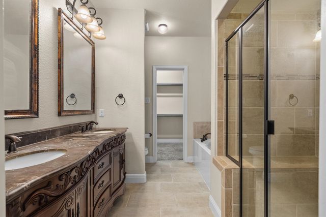 3913 Roxbury Street, Denton, TX 76210