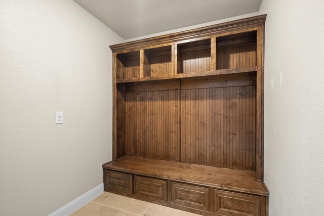 3913 Roxbury Street, Denton, TX 76210