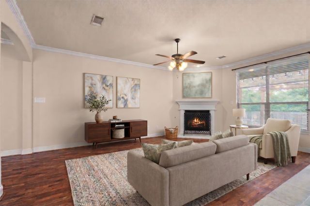 3913 Roxbury Street, Denton, TX 76210