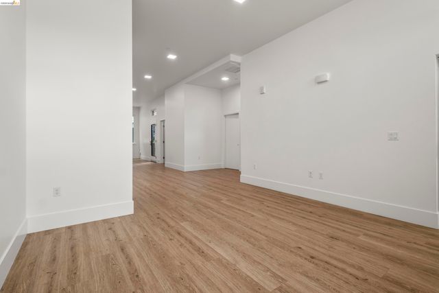 1545 32nd Street 111, Oakland, CA 94608