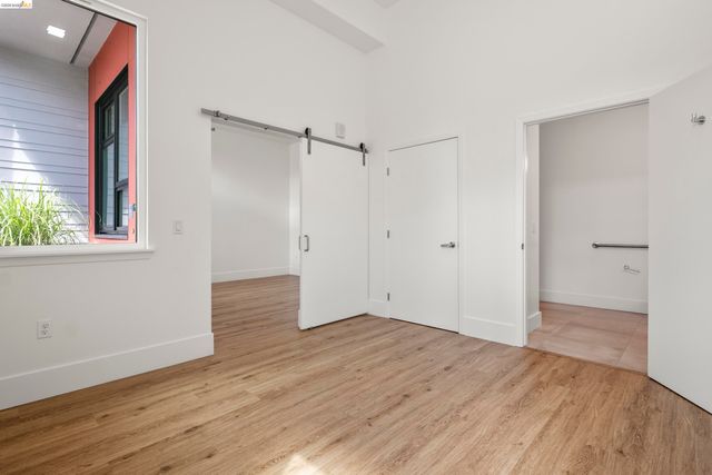 1545 32nd Street 111, Oakland, CA 94608