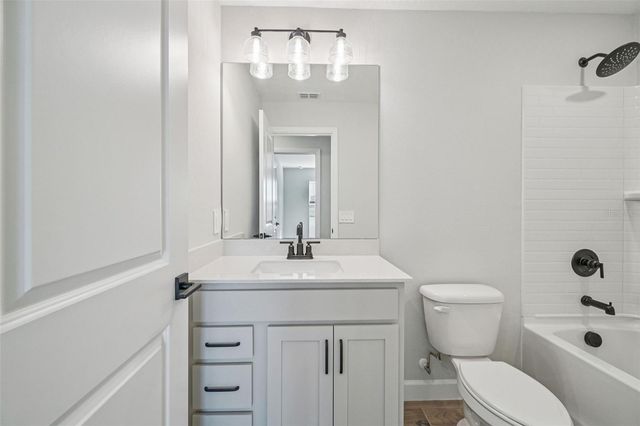 7584 DEER VALLEY CIRCLE, Tampa, FL 33635