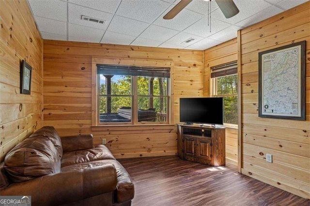 73 Rosiey Lane, Blue Ridge, GA 30513