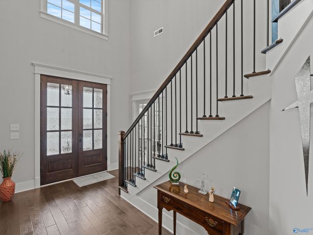 102 Lanwood Drive, Huntsville, AL 35811