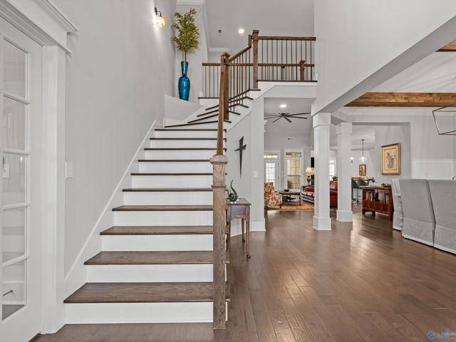 102 Lanwood Drive, Huntsville, AL 35811