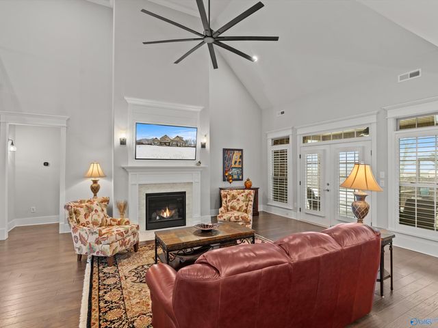 102 Lanwood Drive, Huntsville, AL 35811