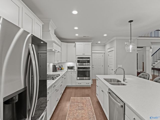 102 Lanwood Drive, Huntsville, AL 35811