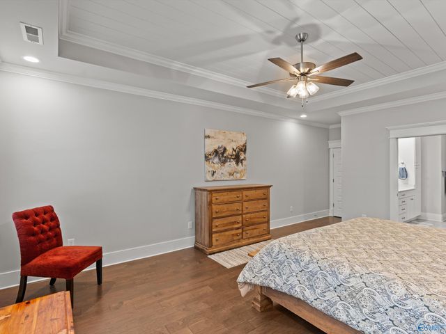 102 Lanwood Drive, Huntsville, AL 35811