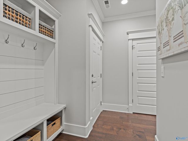 102 Lanwood Drive, Huntsville, AL 35811