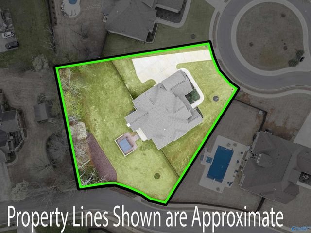 102 Lanwood Drive, Huntsville, AL 35811