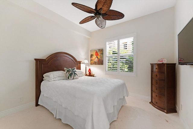 8274 NW 107th Ter, Parkland, FL 33076